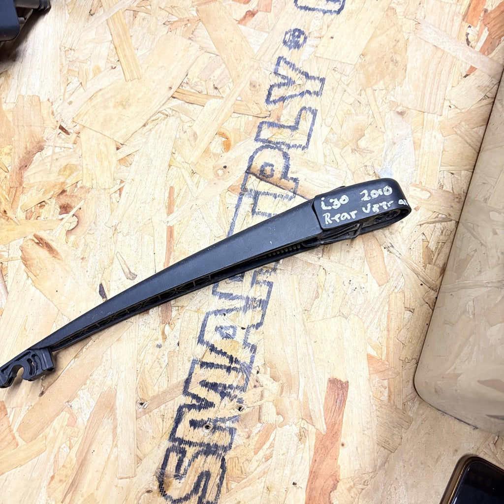 Hyundai i30 Mk1 i30cw 2007-2012 Rear Windscreen Wiper Arm 98811-2L000