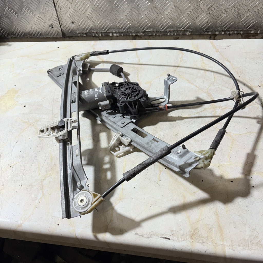 Peugeot 206 2003 Passenger Side Left Front Window RegulatorGenuine