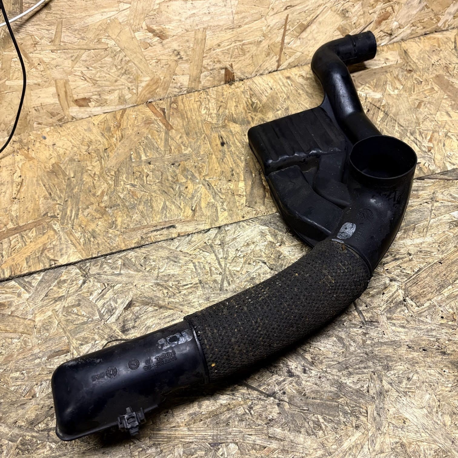 Mini Cooper Convertible R52 04-08 Intake Manifold Hose 1477835-04 13711477835