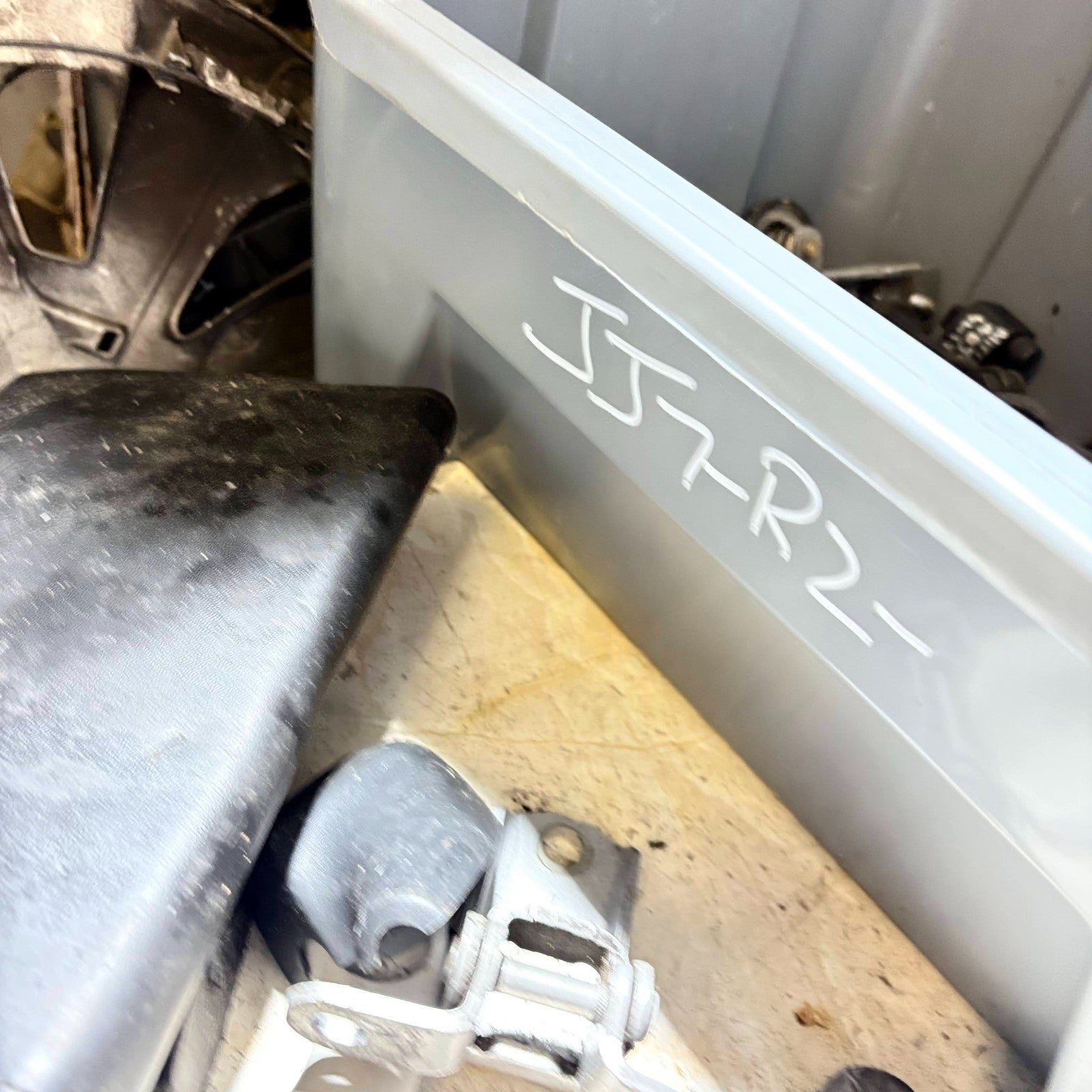 Volkswagen Golf VI (Mk6) 2008–2012 Rear Left Door Hinge