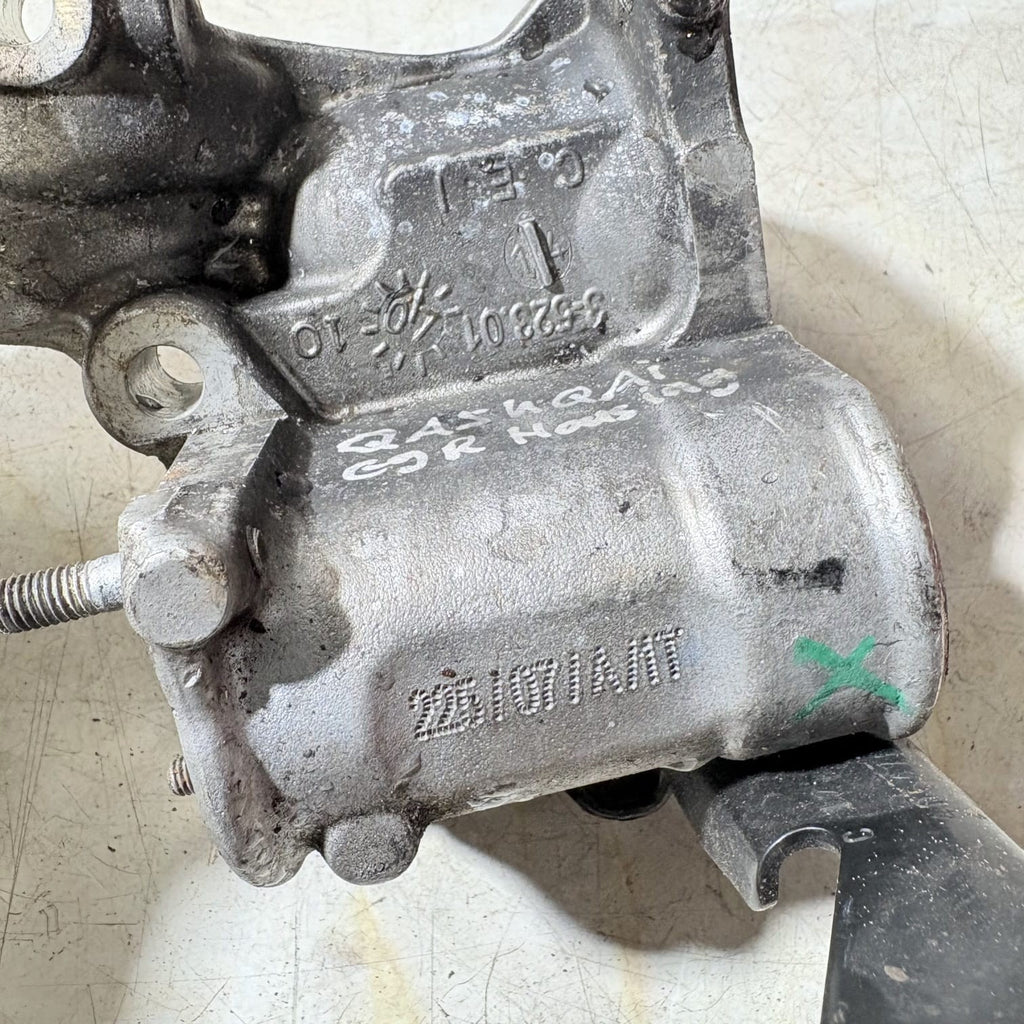 NISSAN QASHQAI TEKNA 1.5 DCI EGR VALVE COOLER HOUSING BRACKET FLANG 3-52301