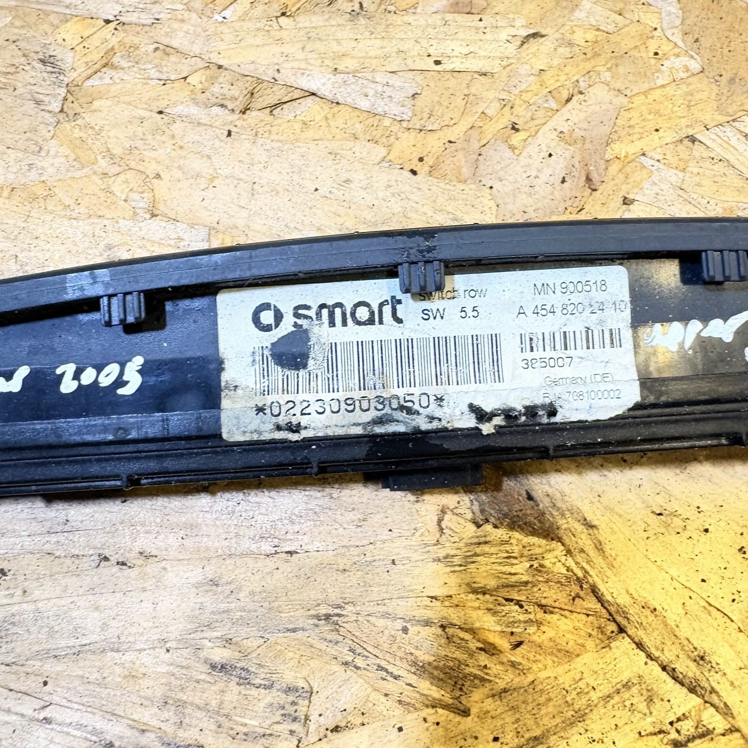 SMART FORFOUR 1.1 2005 HAZARD CENTRAL LOCKING FOG LIGHT SWITCH A4548202410
