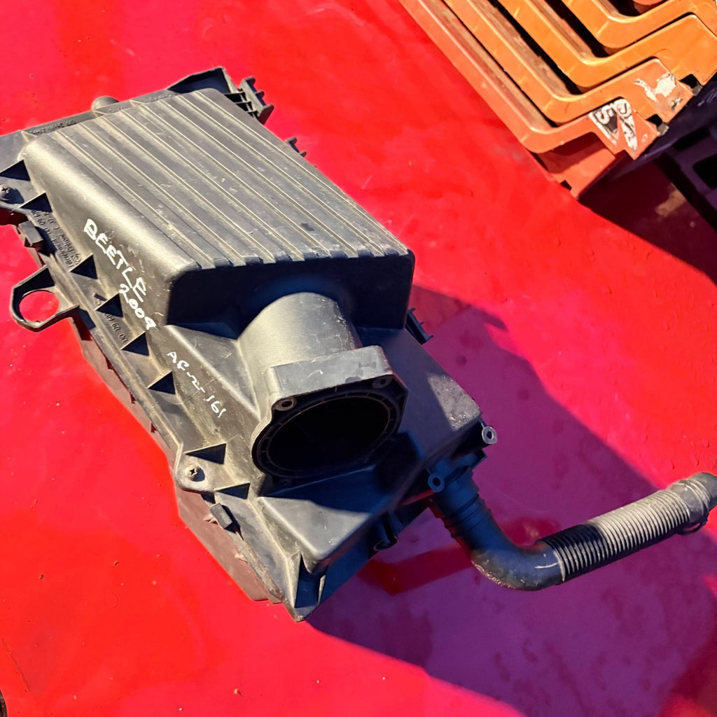 Volkswagen Beetle 2009 Air Filter Box Housing