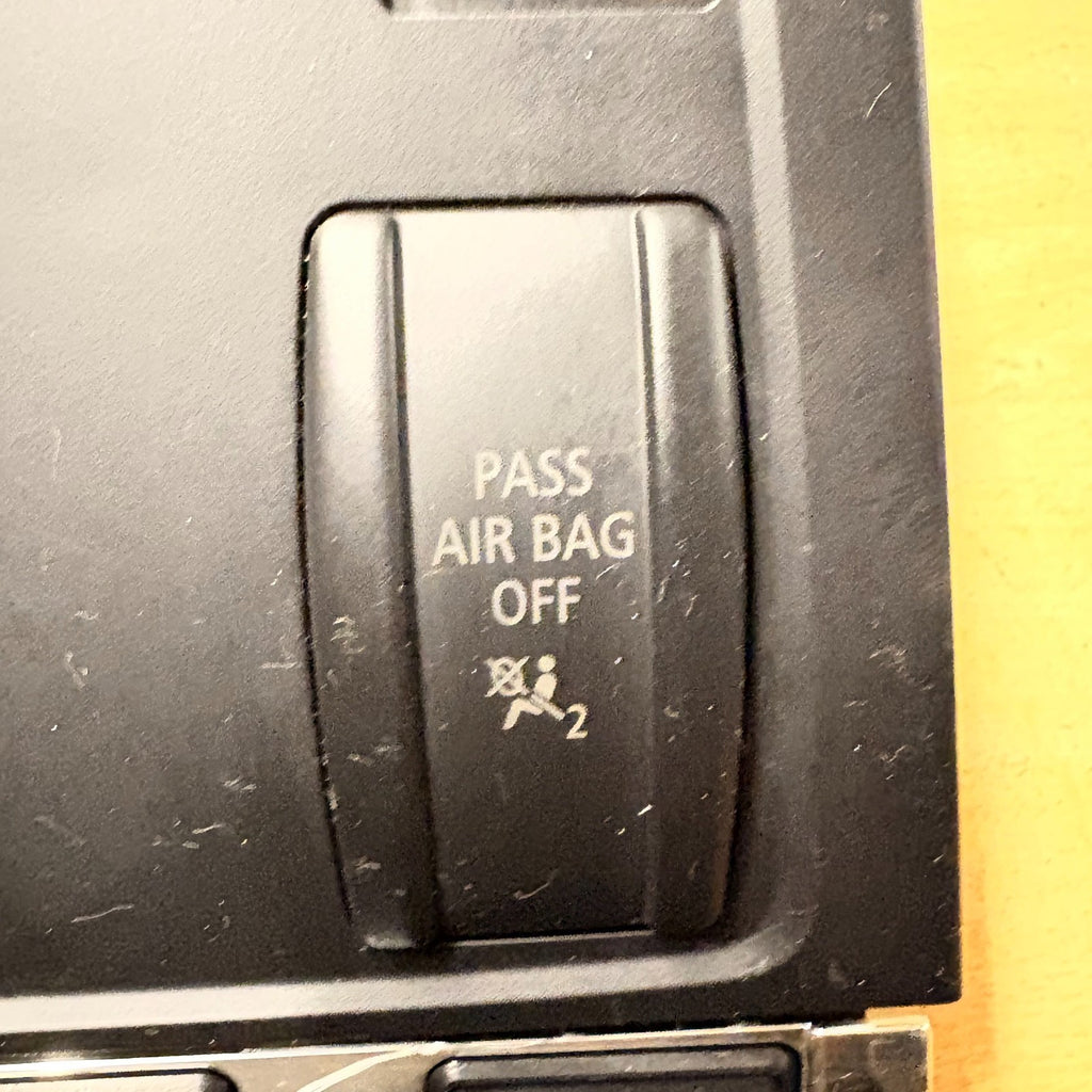 BMW 1 Series 118d E87 2007-2011 Front Roof Light Switch Unit