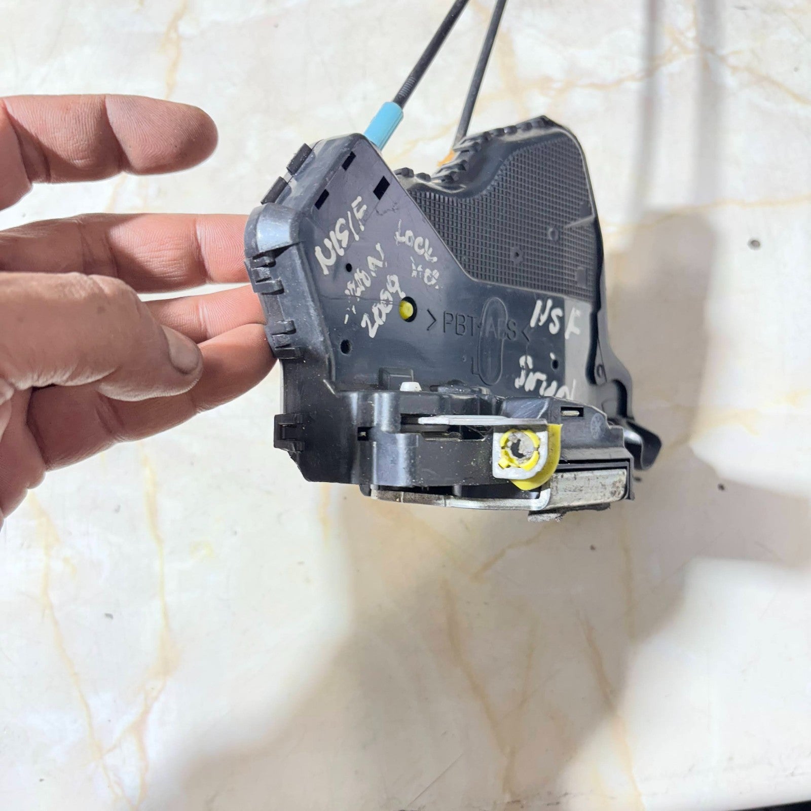 Daihatsu Sirion 2007-2015 Front Passenger Left Door Lock Catch Mechanism A046693