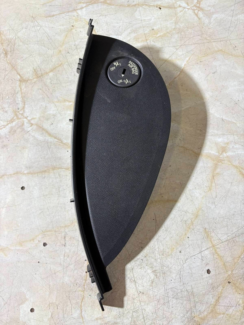 BMW 320i E21 E30 E36 E46 E90 Left Passenger N/S Dash End Cap Trim 51457123733