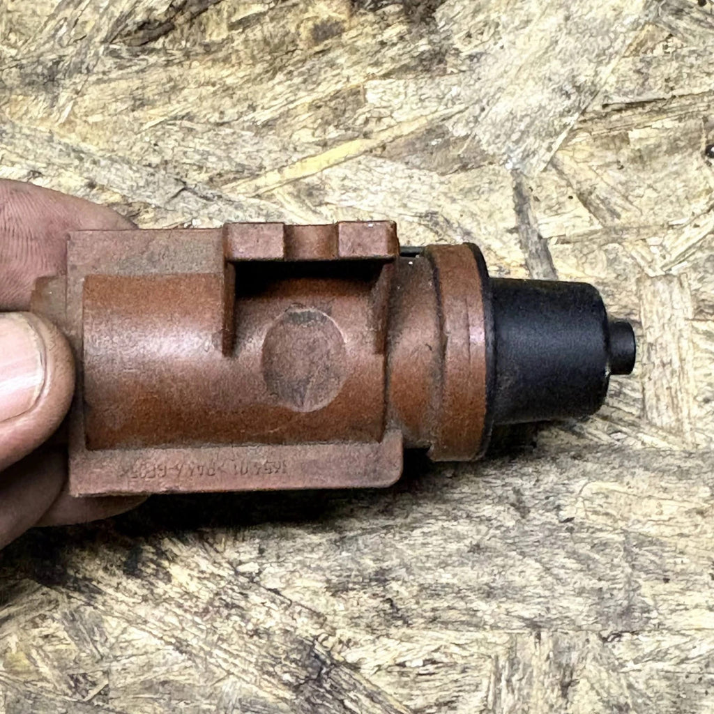 Volvo C30 2.0D D4204T 2007-2010 Turbo Boost Control Solenoid Valve 31216025