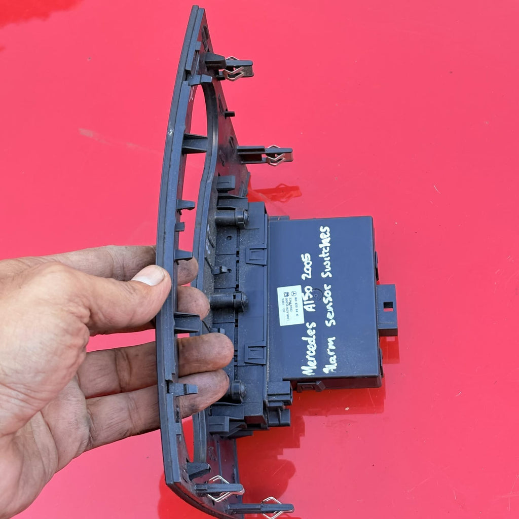 Mercedes A150 W169 2004-2012 B-Class W245 2005-2011 Alarm Switch 1698208410