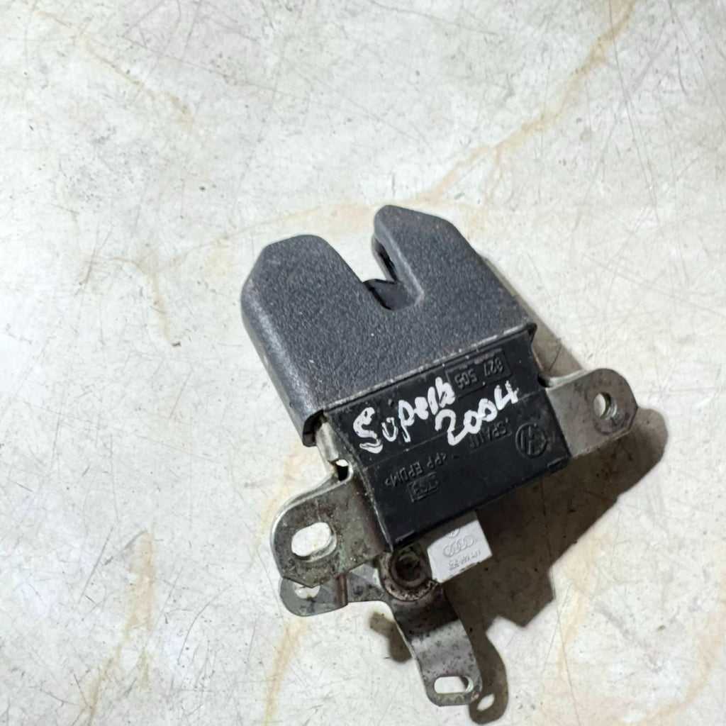 Skoda Superb Mk1 3U4 2002-2008 Rear Boot Lid Lock Latch Catch 3U5827505A