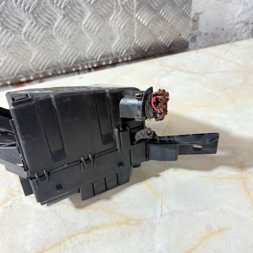 SUZUKI SX4 FUSE RELAY BOX 1.6 DDIS DIESEL MK2 2010