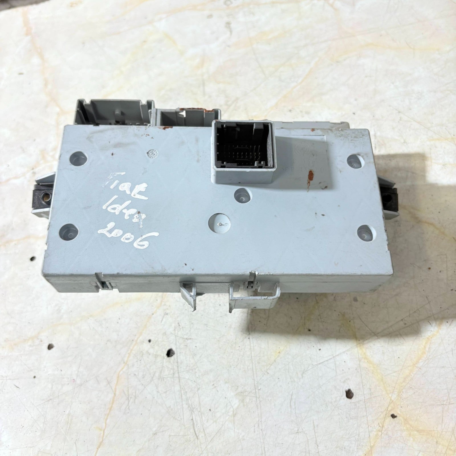 Fiat Idea 2003-2012 BCM Body Computer Interior Fuse Box Marelli 51714583 406626