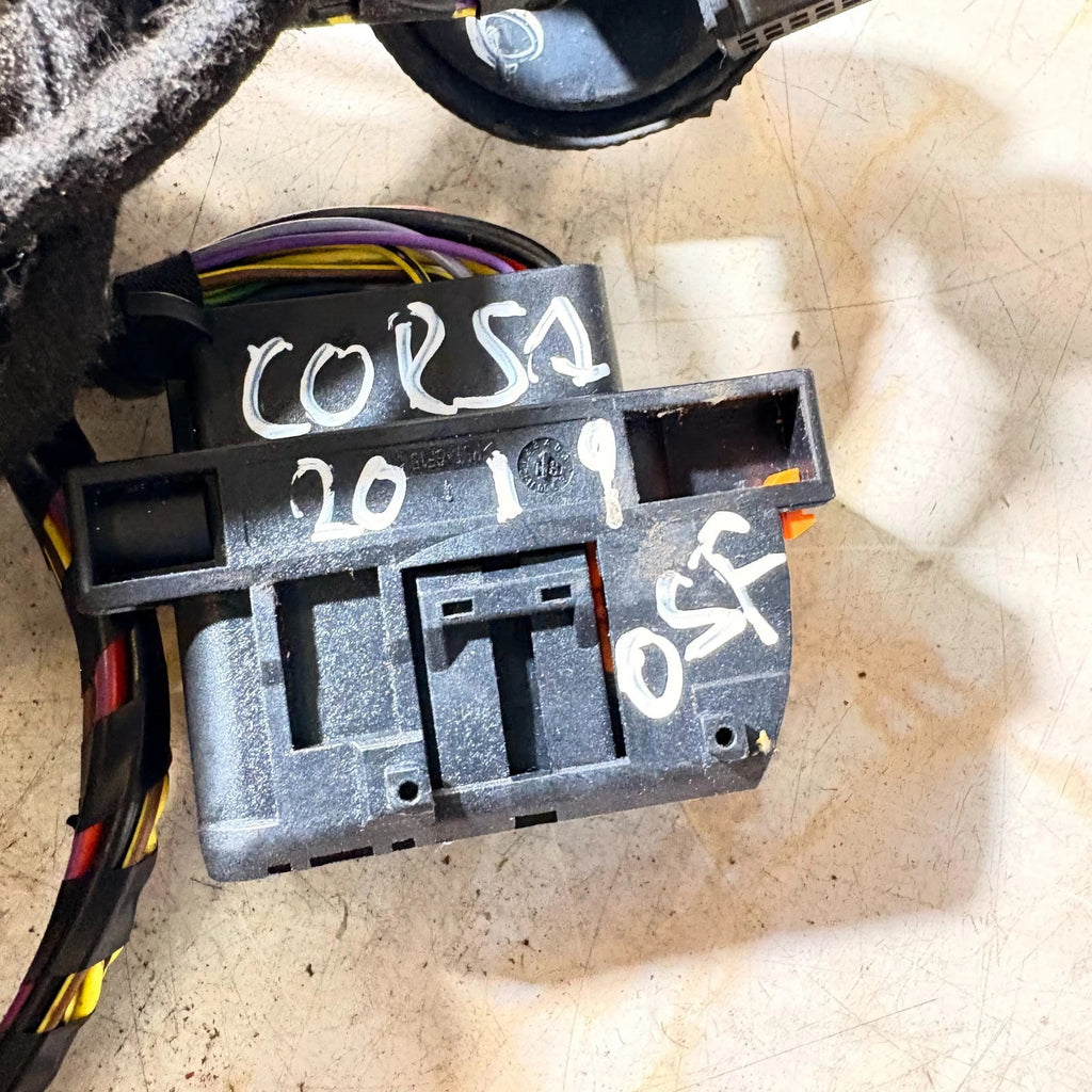 13359459 Vauxhall Corsa E 2014-2019 Door Card Wiring Loom Driver Right Side