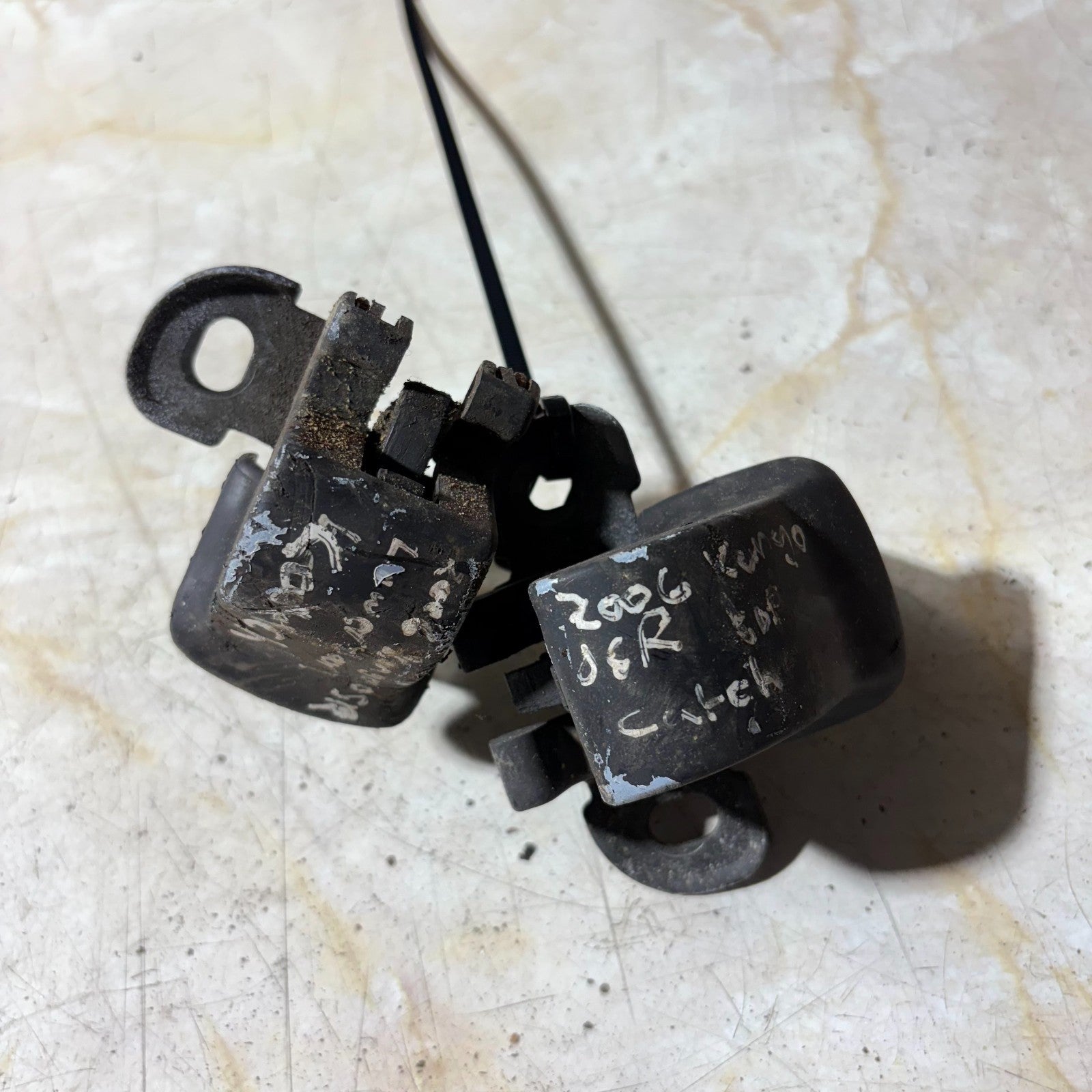 RENAULT KANGOO 2006-2012 RIGHT REAR TOP BOOT LID PAIR OF HINGES