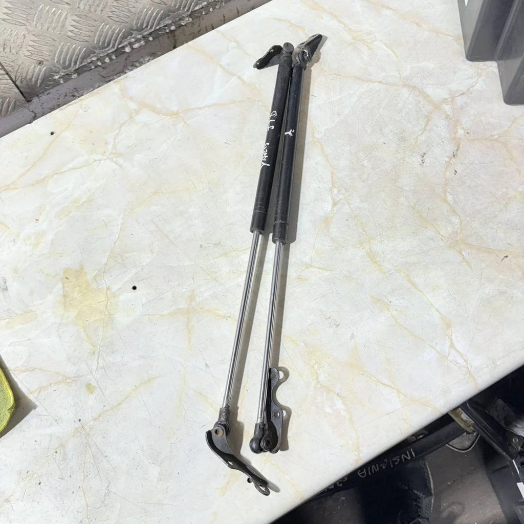 Kia Sorento Shock Absorbere Rear Glass 87180-3E010 2.5 Crdi 170Hp