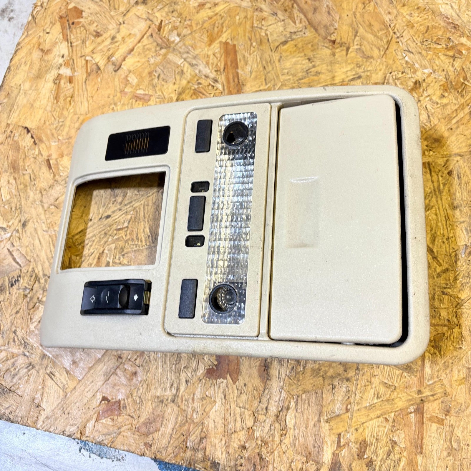 LAND ROVER RANGE ROVER L322 2003-2012 FRONT INTERIOR LIGHT CONSOLE 239358