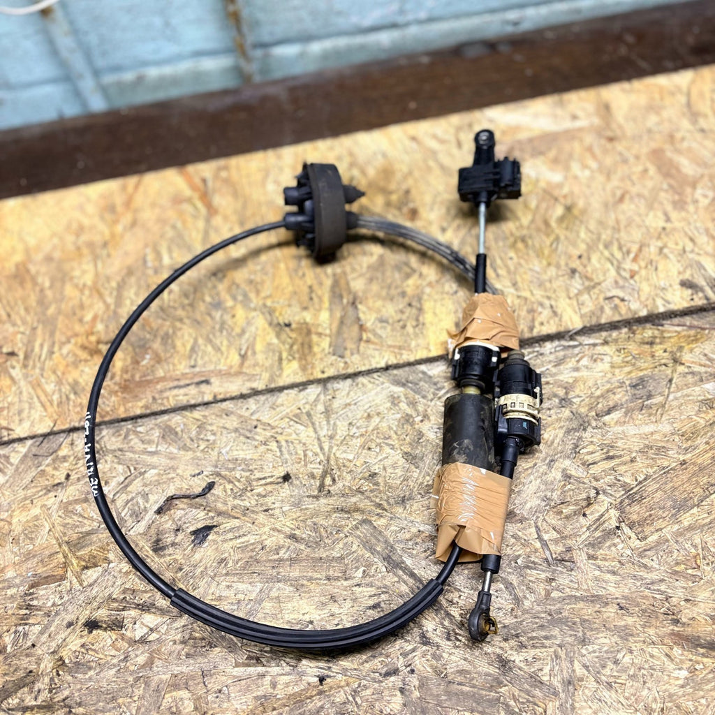 Vauxhall Zafira Tourer C 2.0 CDTi Auto Gear Selector Cable 13366752 2011-2019