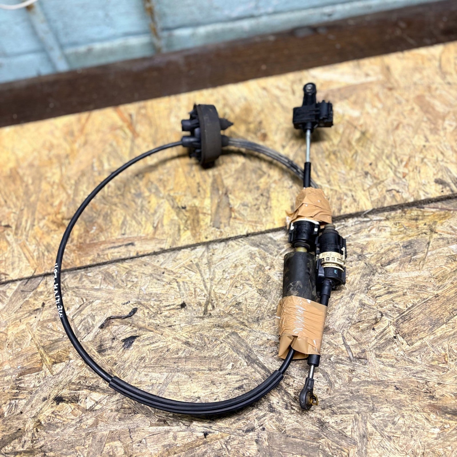 Vauxhall Zafira Tourer C 2.0 CDTi Auto Gear Selector Cable 13366752 2011-2019