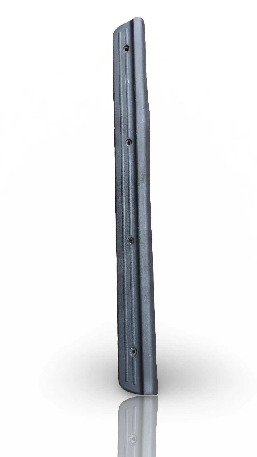 Mitsubishi Pajero MK3 1999-2006 Front Left Door Sill Trim MR227571 DE582136-69