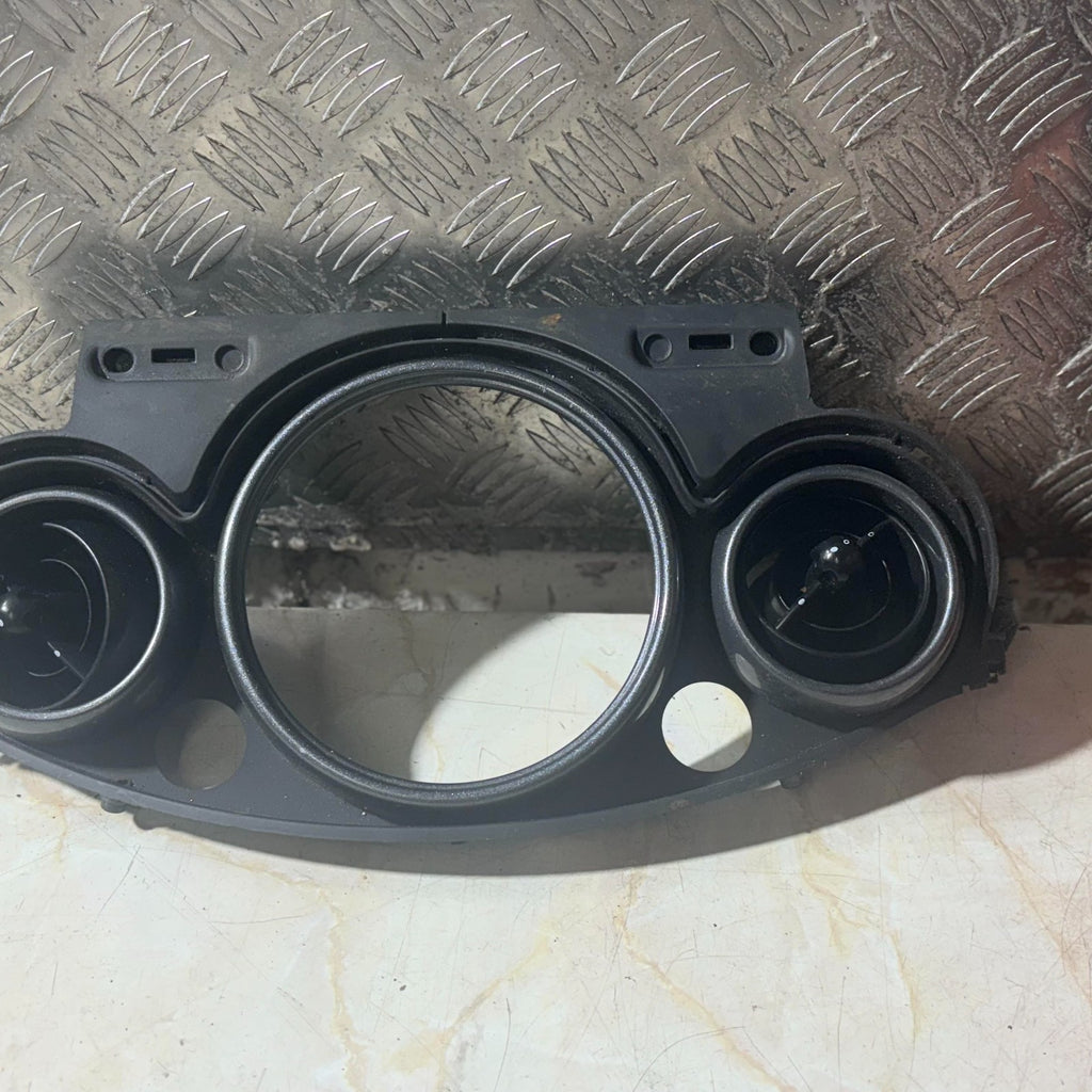 BMW MINI 2001-2006 DASHBOARD SPEEDO SURROUND TRIM & AIR VENTS 0769337