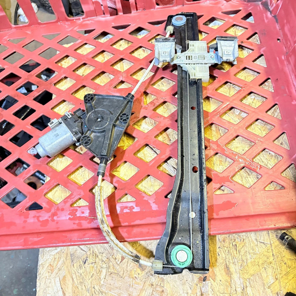 VOLKSWAGEN UP 2017 LEFT FRONT WINDOW REGULATOR 1S0959802