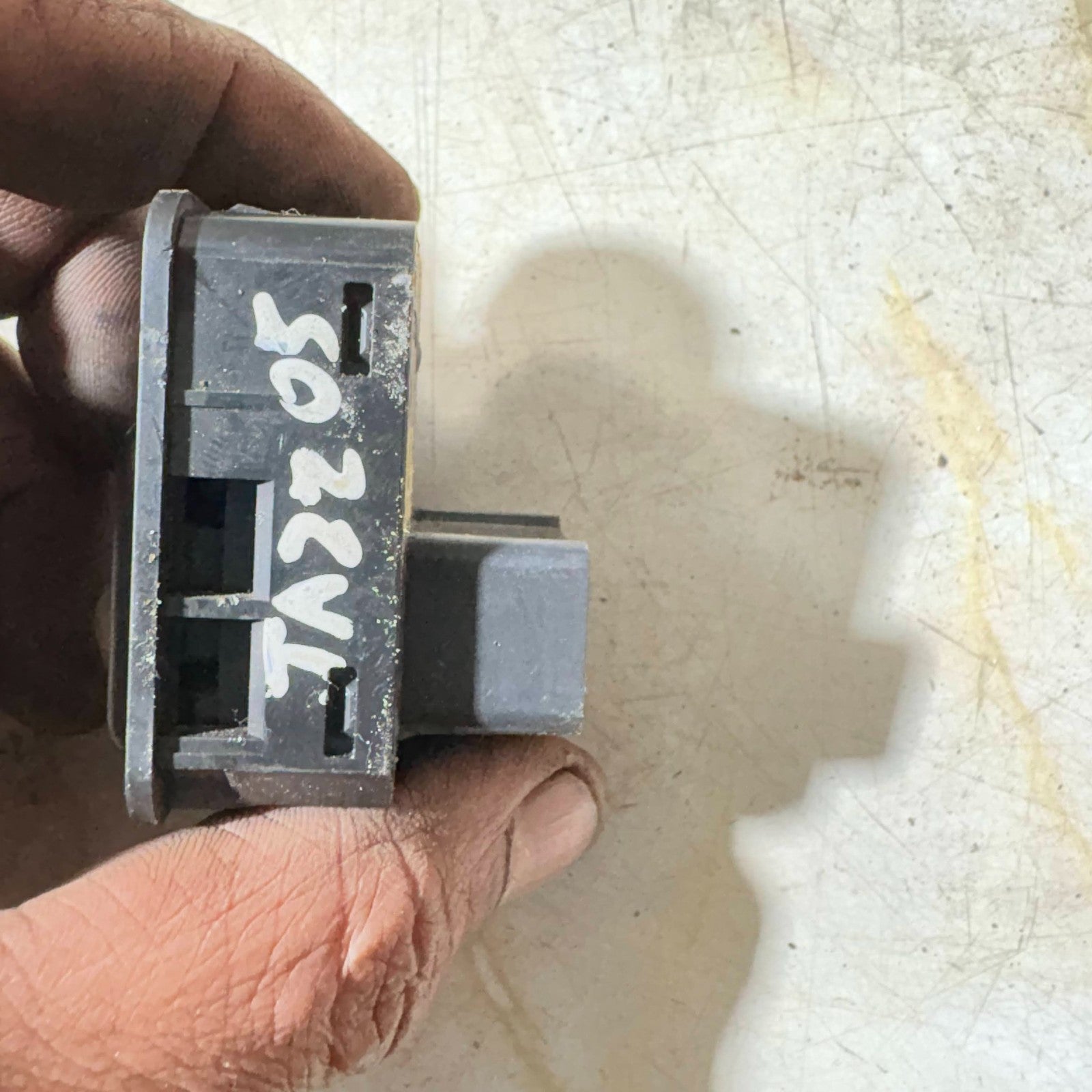 2002-08 HONDA JAZZ ELECTRIC WING MIRROR POWER SWITCH ADJUSTER S9AJ011M1