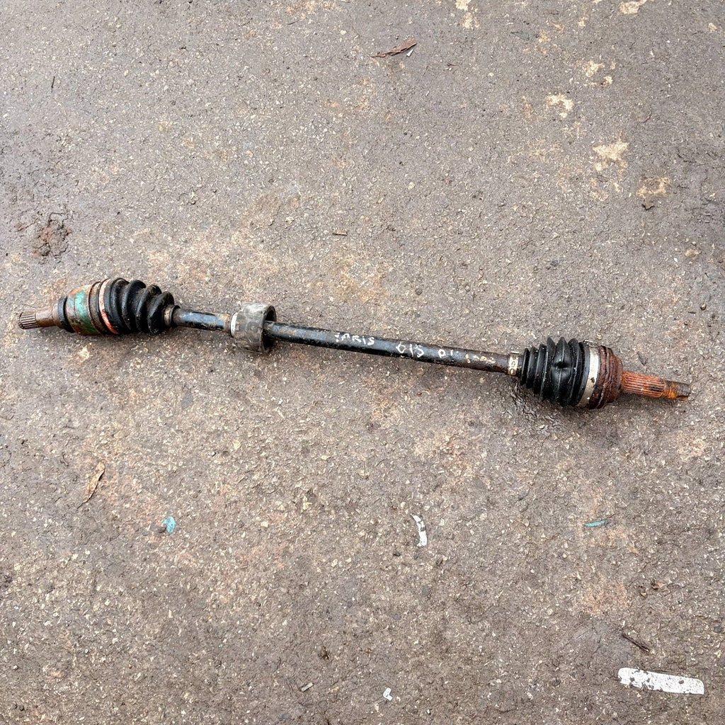 Toyota Yaris MK1 NCP10 08/1999-06/2002 1.3 RH Driver Driveshaft CV Axle 2NZFE