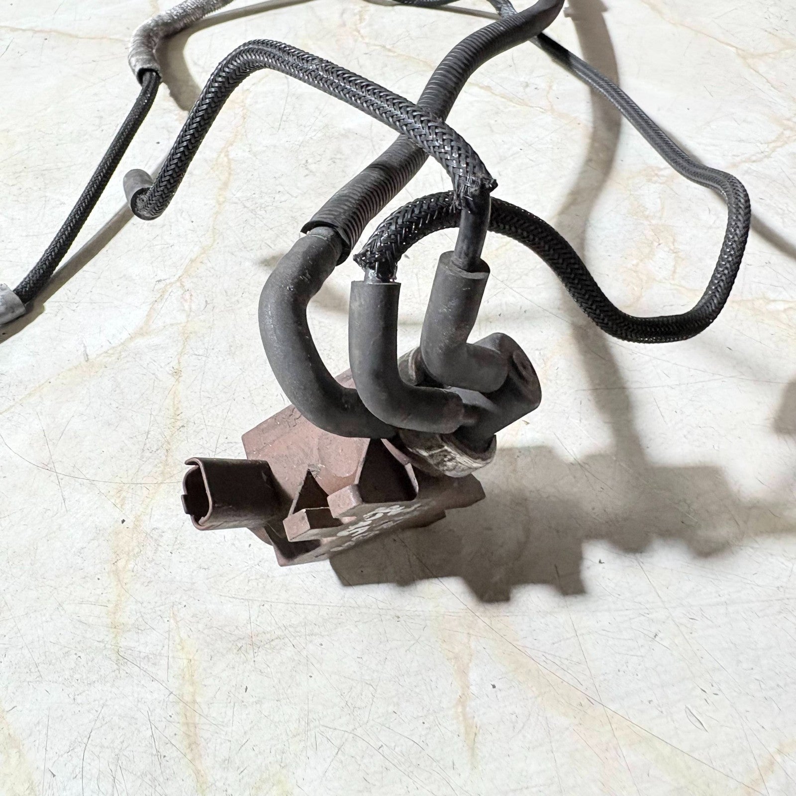MAZDA 3 2005 VACUUM SOLENOID VALVE AND PIPES