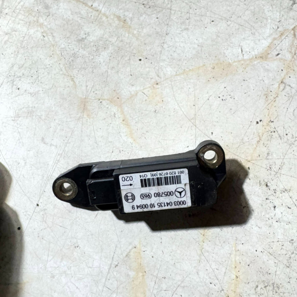Mercedes W140 S320 S420 S500 S600 Under Seat Crash Sensor A0018200726 1997-1999