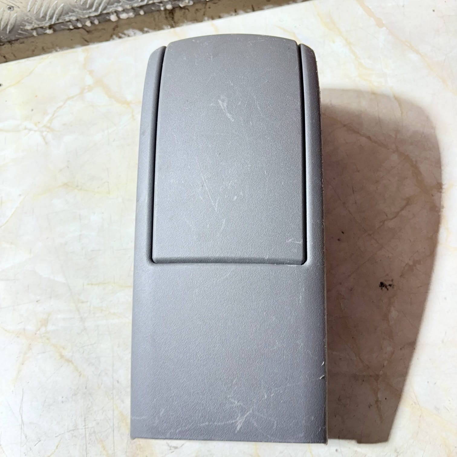 TOYOTA PRIUS Hatchback XW20 Cup Holder 1A8C1-008G 1.5 Hybrid 57kw 2009