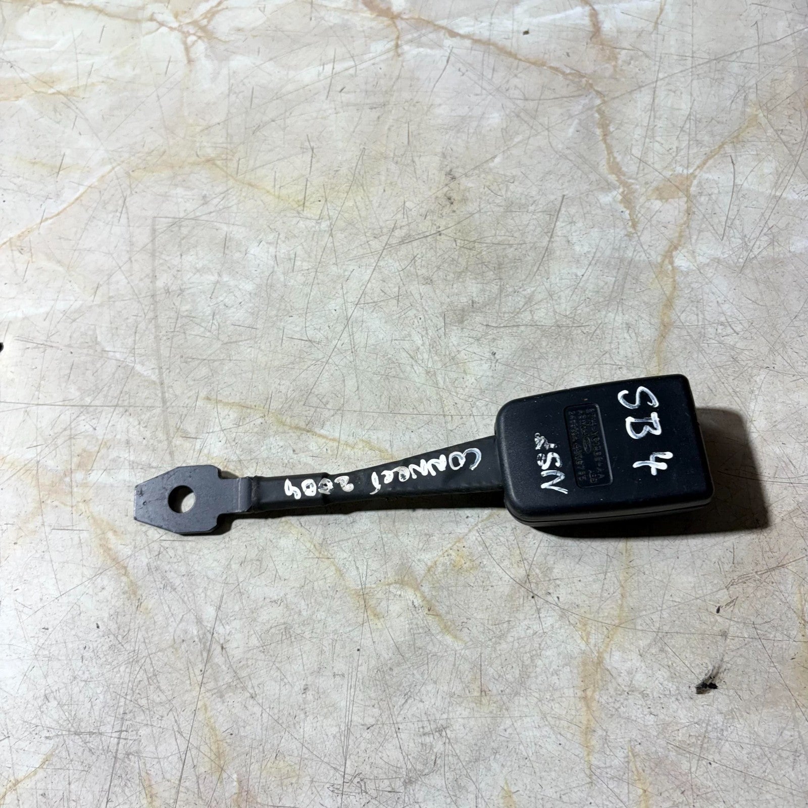 FORD CONNECT 2002-2013 N/S/F FRONT LEFT SIDE SEAT BELT BUCKLE
