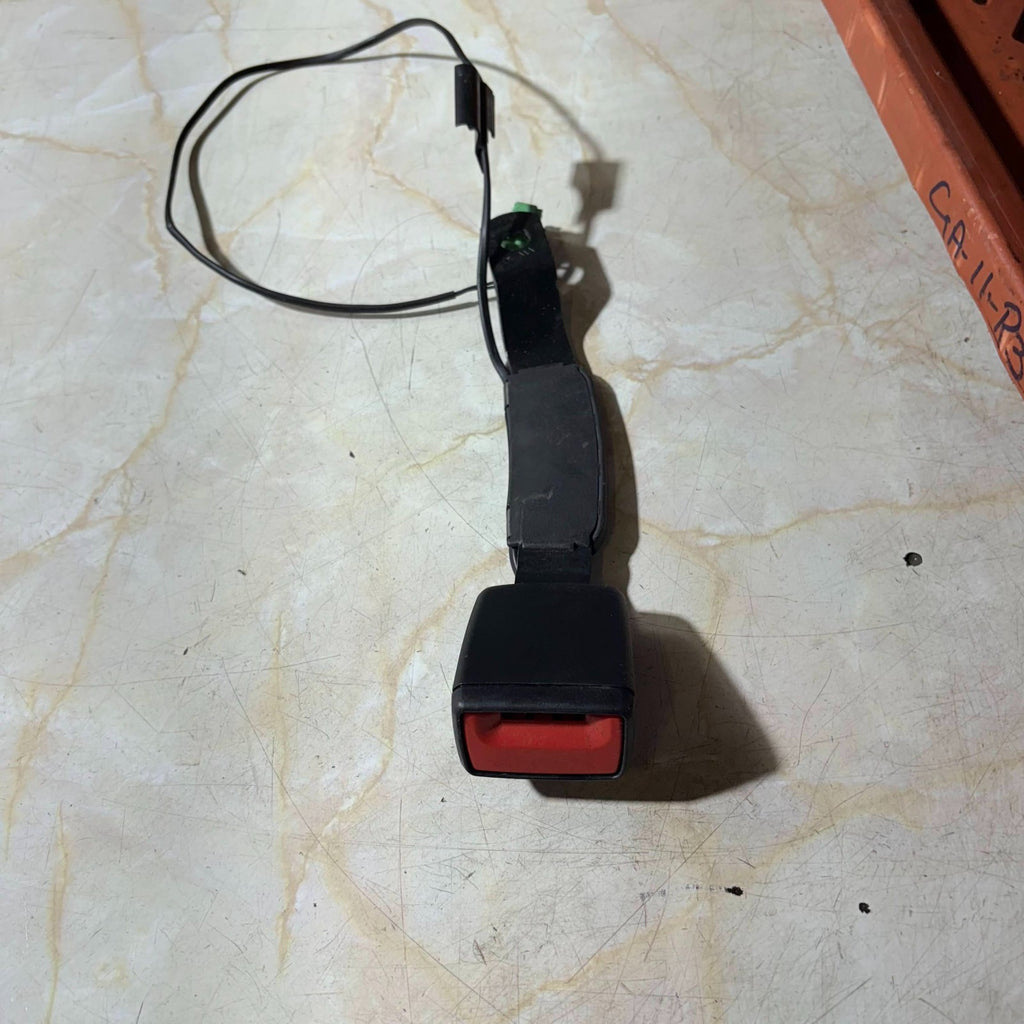 SKODA FABIA 2018 RIGHT DRIVER SIDE FRONT SEAT BELT STALK