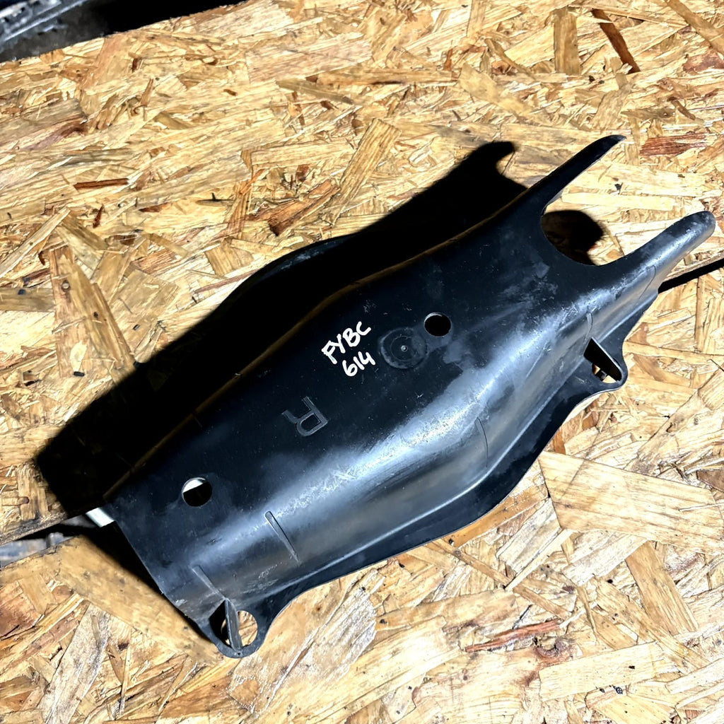 Mercedes W205/W213/X253 Rear Right Lower Control Arm Cover A2053523000 2015-23