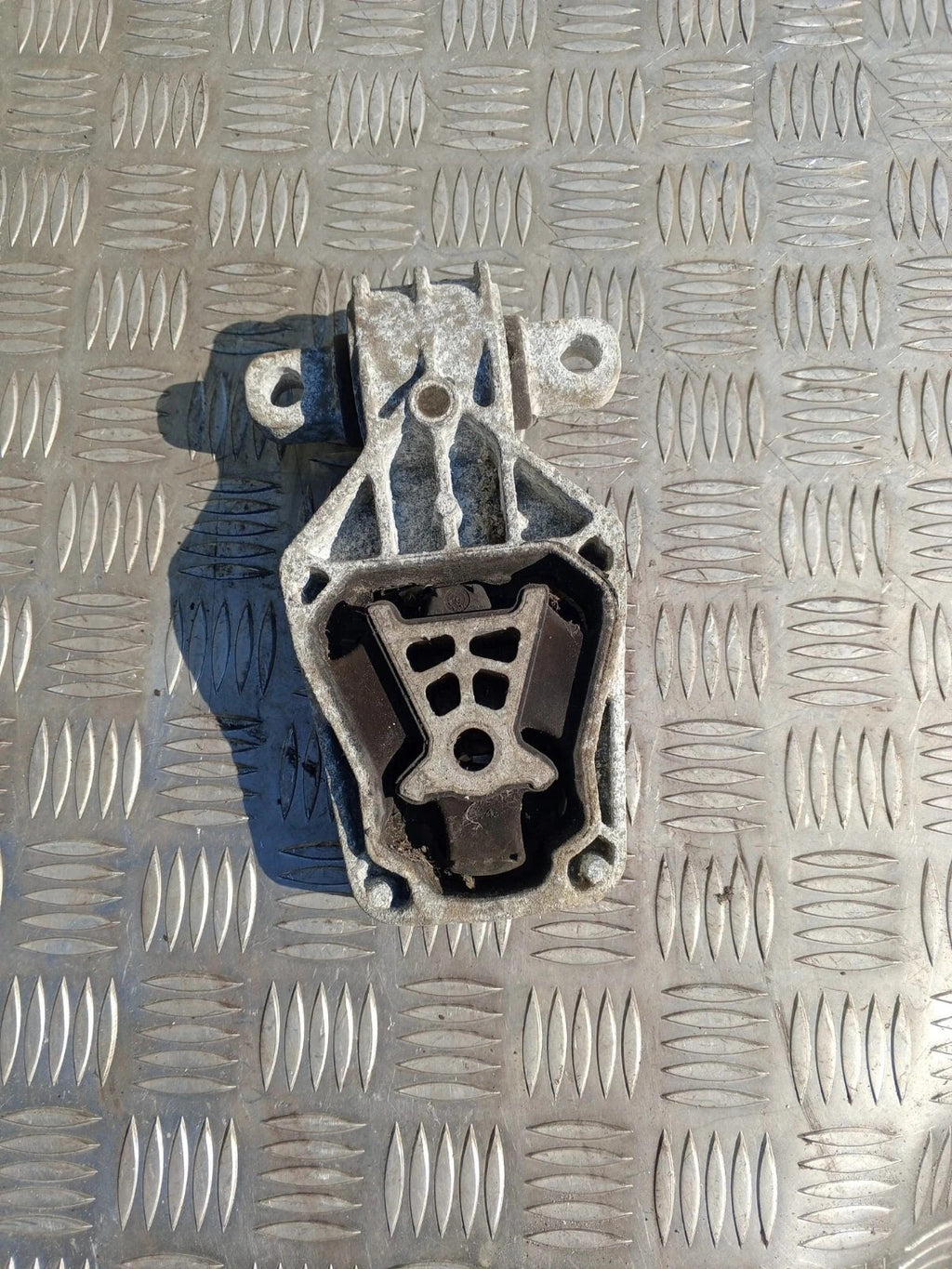Mercedes A45 Gearbox Mount a2462401209