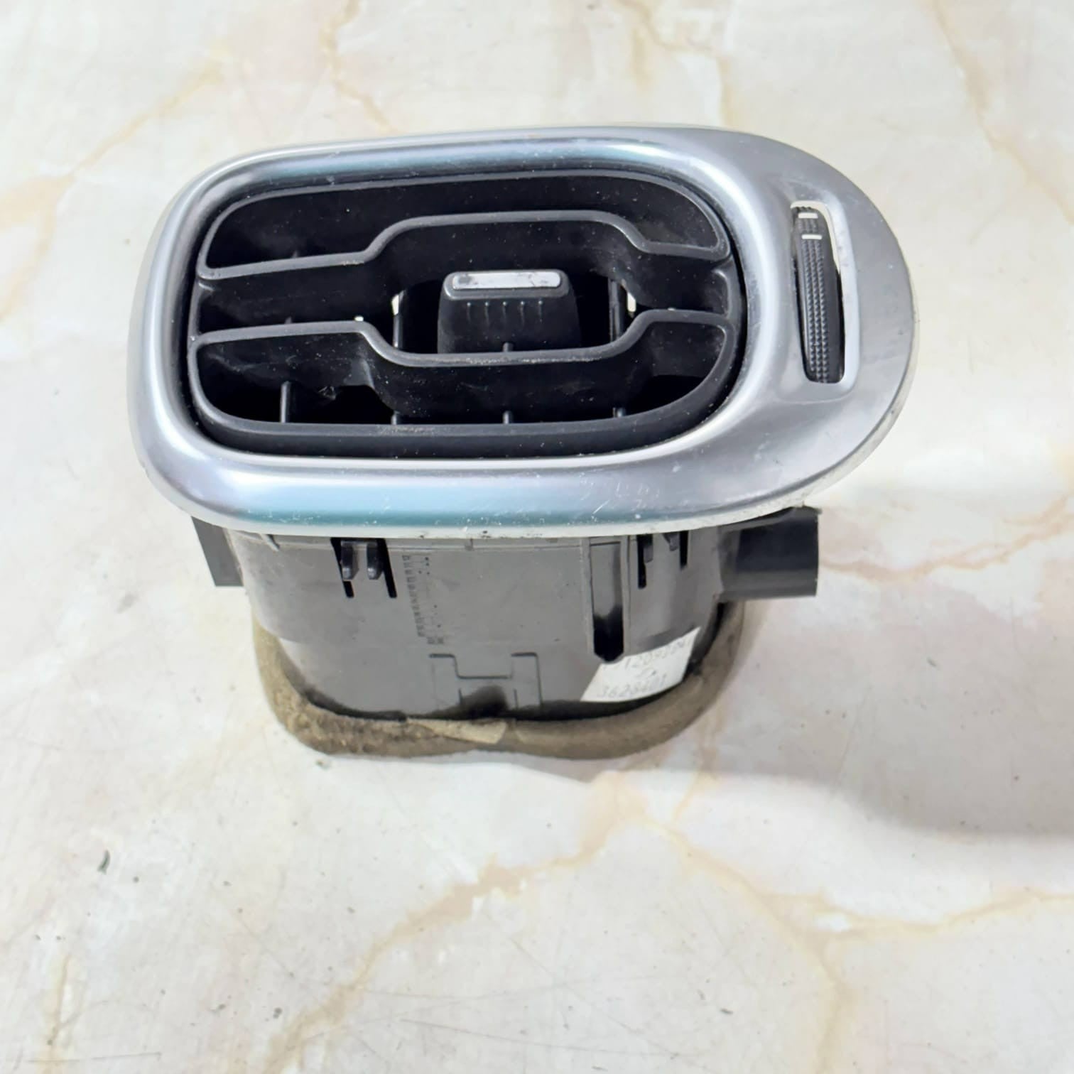 Citroen C3 Picasso 2009-2017 Passenger Left Dash Air Vent Outlet 9683043377