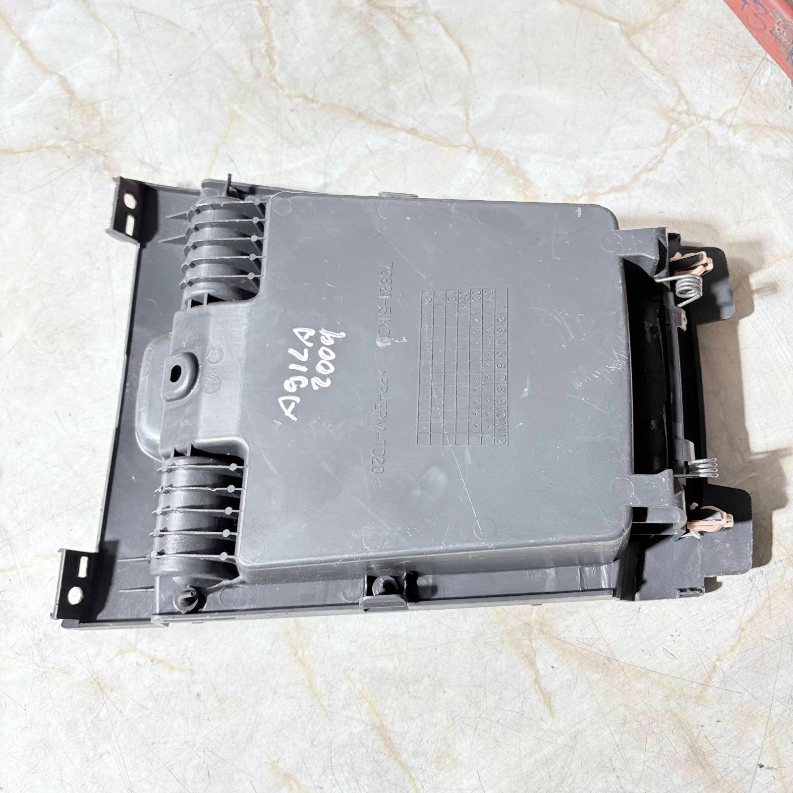 Vauxhall Agila B Cubby Box Storage Compartment 73821-51K0 2008-2015M