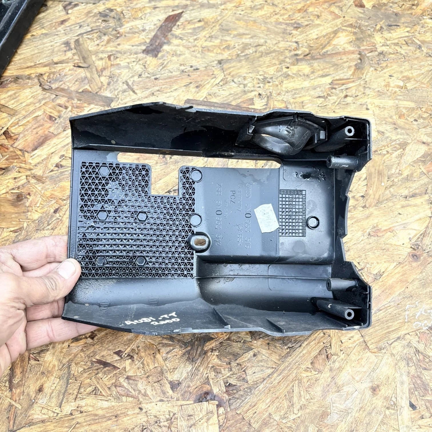 Audi TT 3.2 MK1 Quattro 8N Steering Column Lower Cover 8N0953516 2000