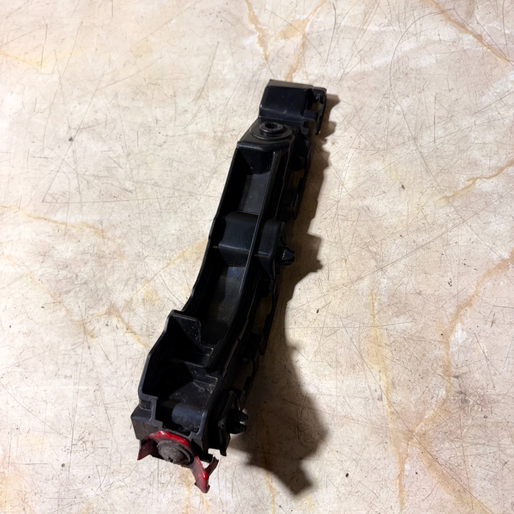 Opel Zafira B 2005-2008 Bumper mounts/BUMPER BRACKET