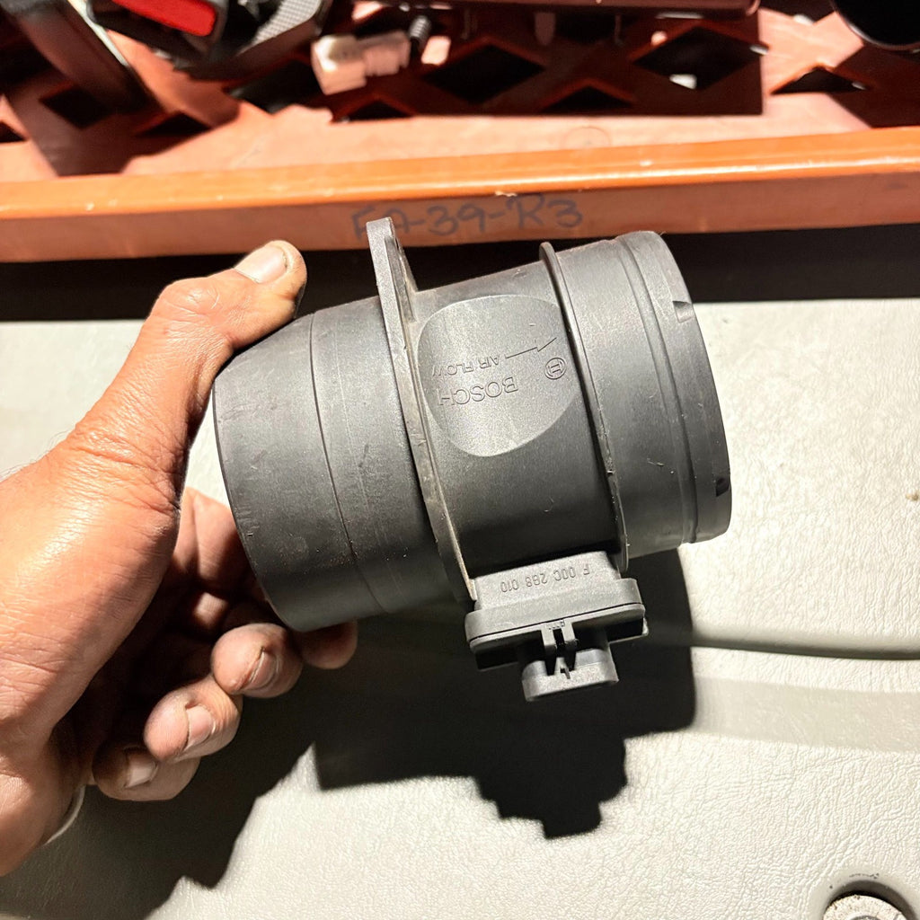 Audi A5 8T 08-17 2.0 TDI Bosch MAF Air Flow Meter Sensor 03L906461A