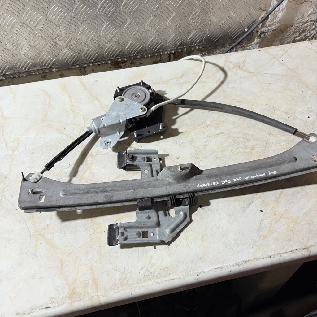 Chrysler 2001-2005 Front Passenger Nearside Door Window Regulator