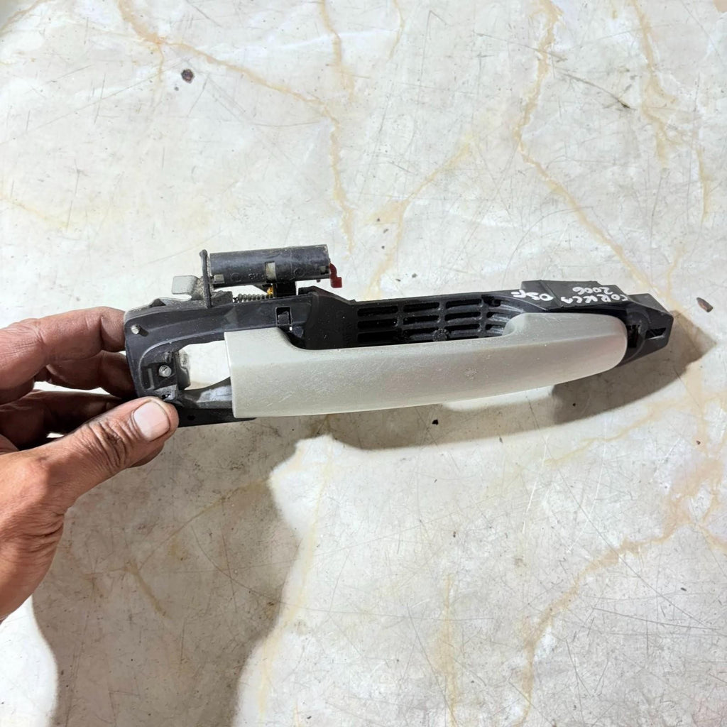 TOYOTA COROLLA 2006 DRIVER FRONT RIGHT EXTERIOR DOOR HANDLE