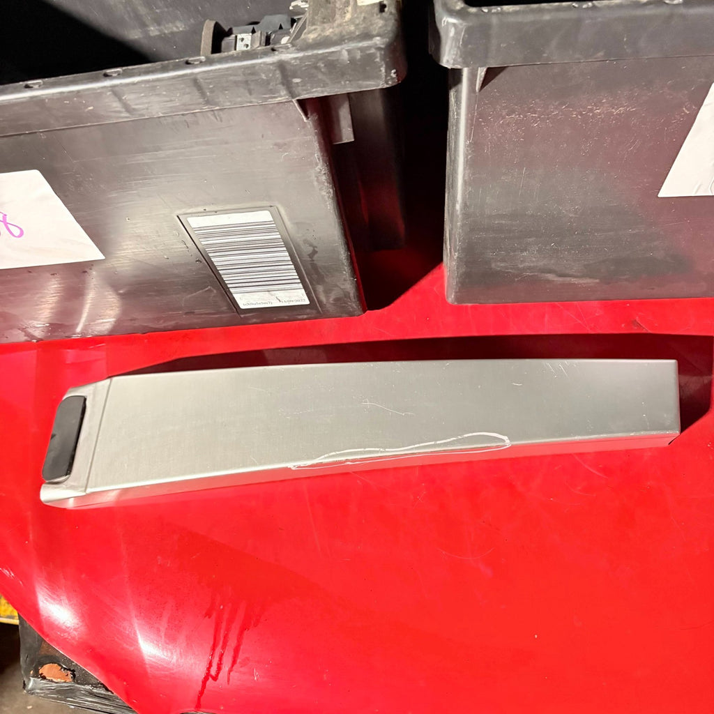 Porsche 2004 Right Front Exterior B Pillar Trim