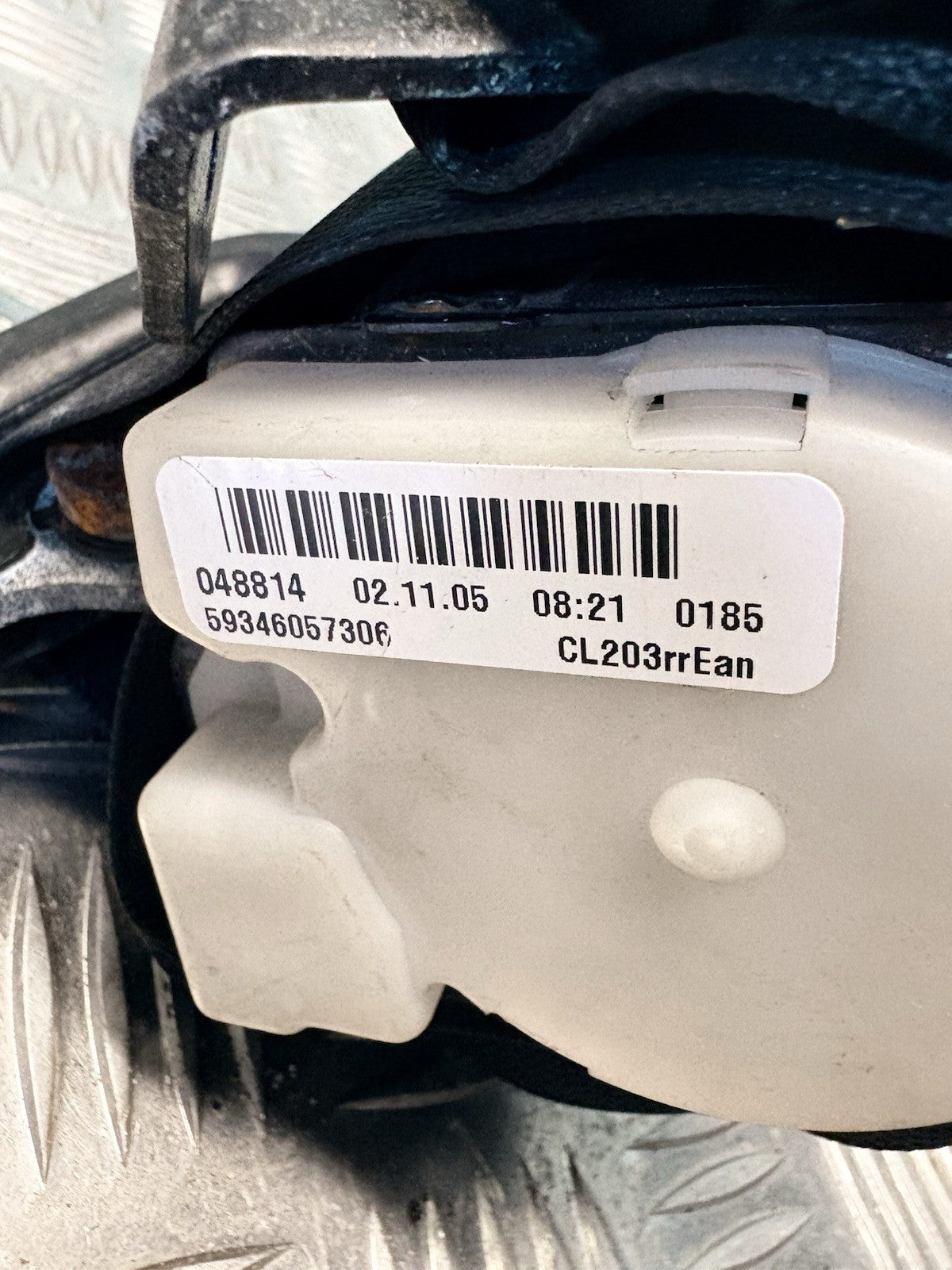 Mercedes C Class Coupe C203 Seat Belt Rear Driver Side A2038609085