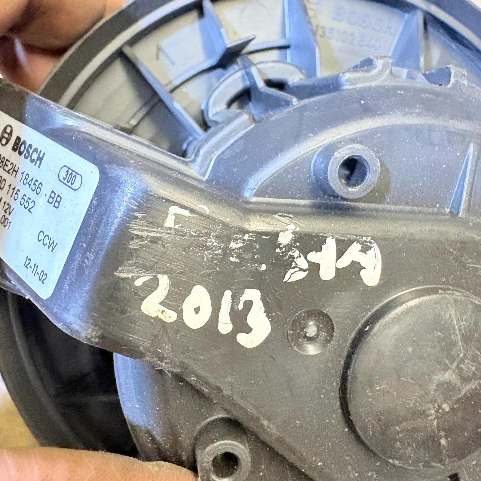 FORD FIESTA MK7 HEATER FAN BLOWER MOTOR VP8E2H-18456-BB 2008 - 2017