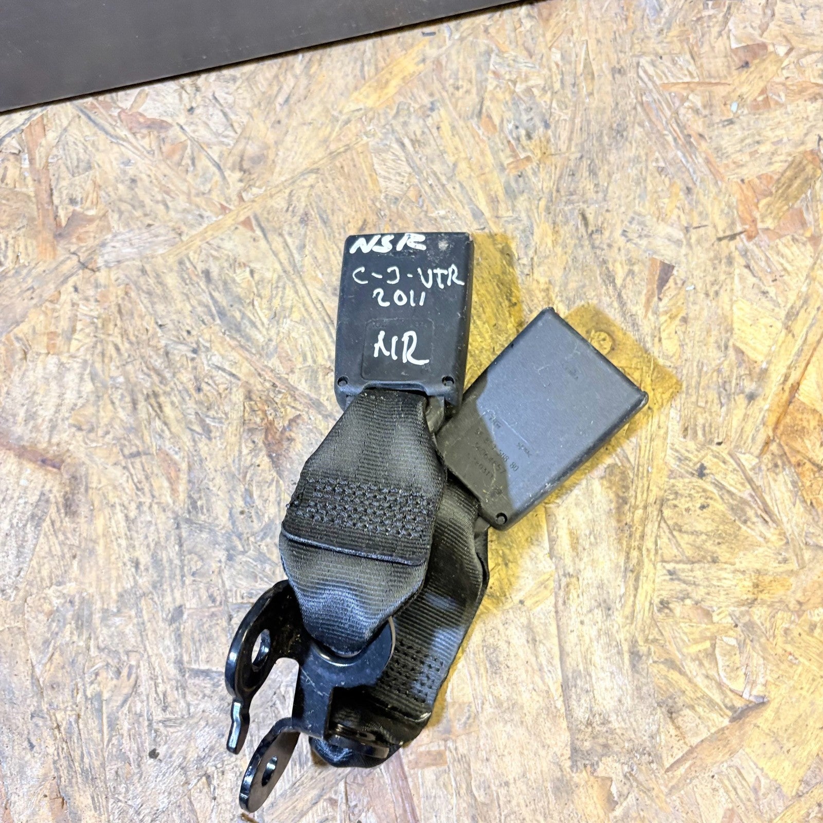 Citroen C3 Mk1 2002-2011 Left Passenger Nearside Rear Seat Belt Stalk Buckle