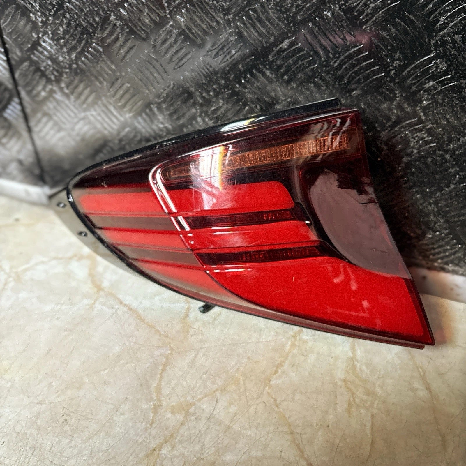 TOYOTA CHR MK1 - 2020 2021 2022 2023 PASSENGER SIDE REAR LIGHT - 81560-F4130-00