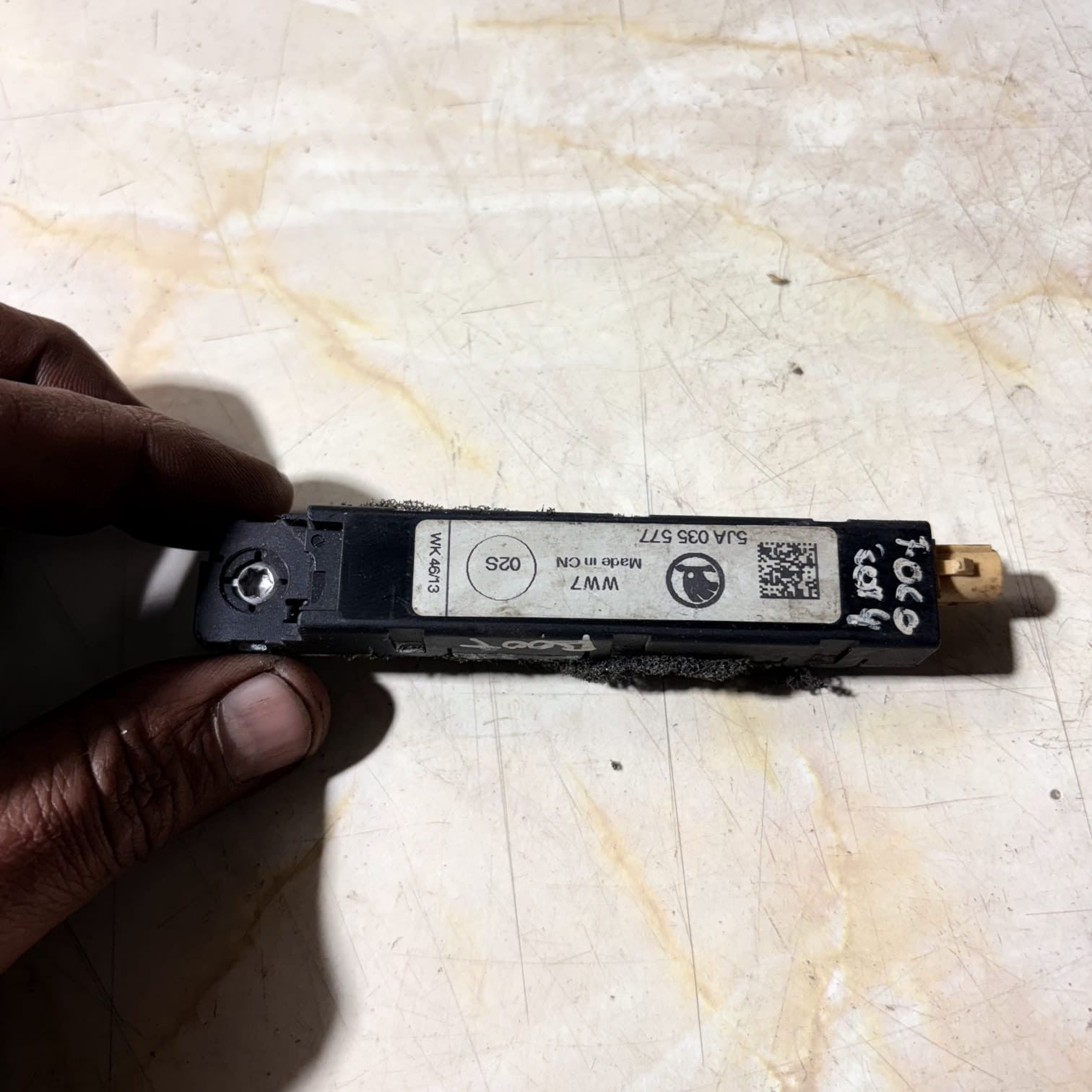SKODA RAPID ANTENNA AERIAL BOOSTER 5JA035577 AMPLIFIER CONTROL 2014