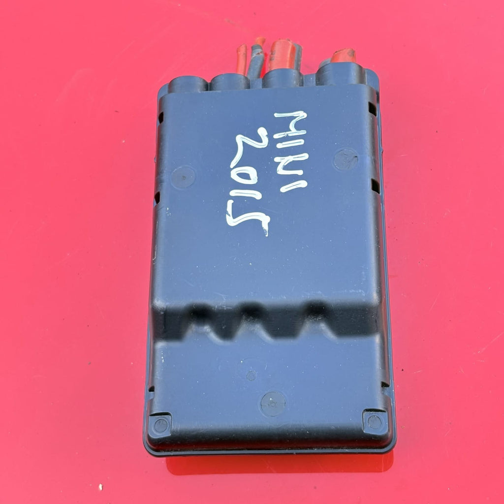 MINI Gen 3 Cooper/One F55 F56 F57 F54 B+ Junction Terminal 61149321022 2014-2021