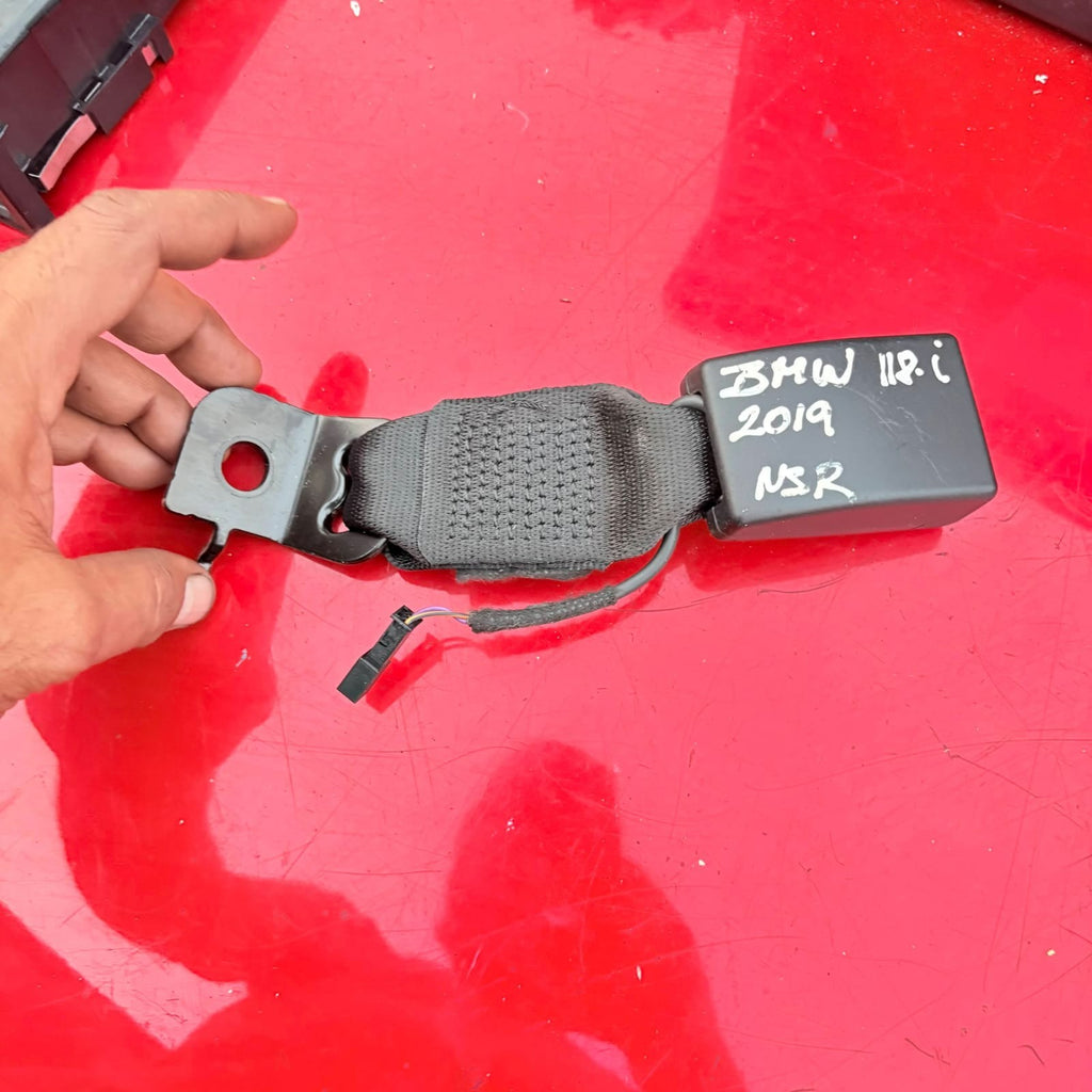 BMW 1 2 3 & 4 Series 2019 Rear Left Seat Buckle 7266352 619636700E