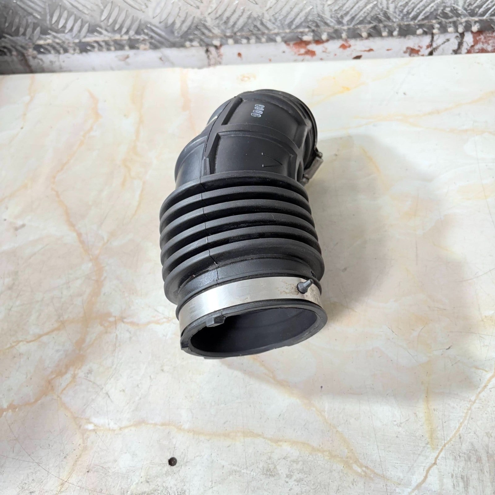 Nissan Qashqai 2019 Air Filter Air Intake Pipe J11 1.5 DCi Air Intake Pipe