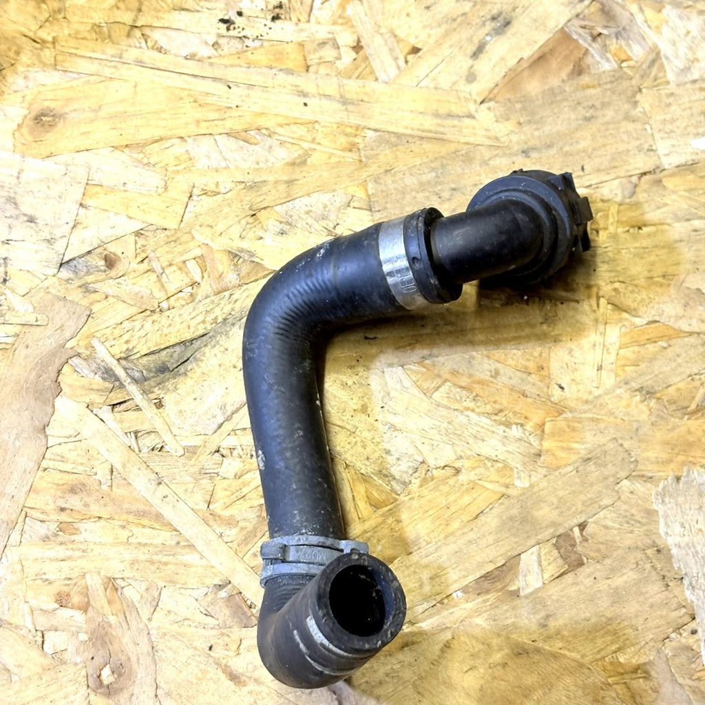 AUDI A5 8T A4 2.0 WATER COOLANT PIPE 8K0819342J 8E0122293